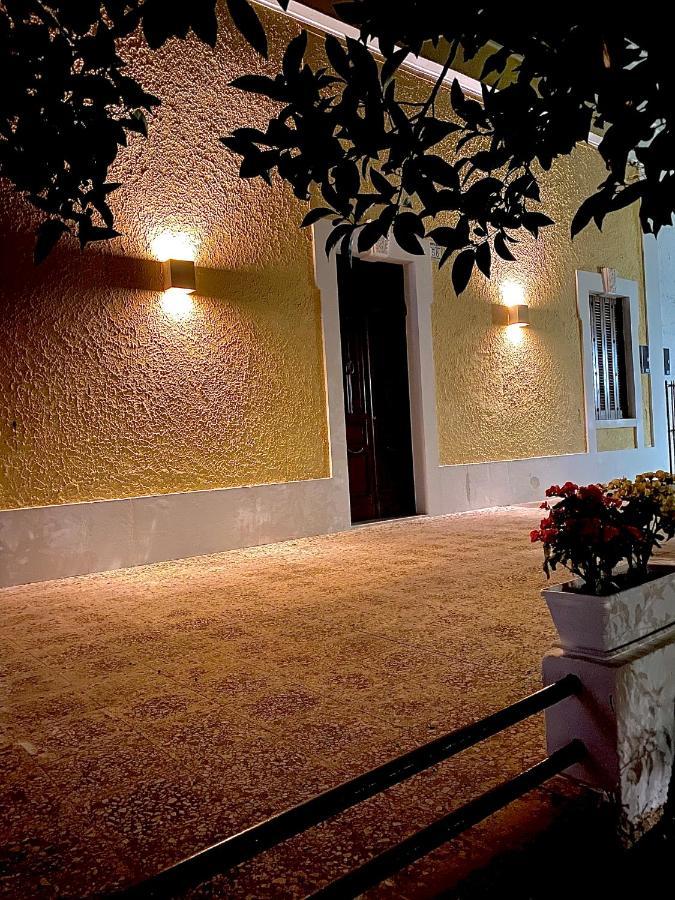 Villa Ricciardi-Suite Famigliare 1-Zona Ostuni Montalbano  Eksteriør billede
